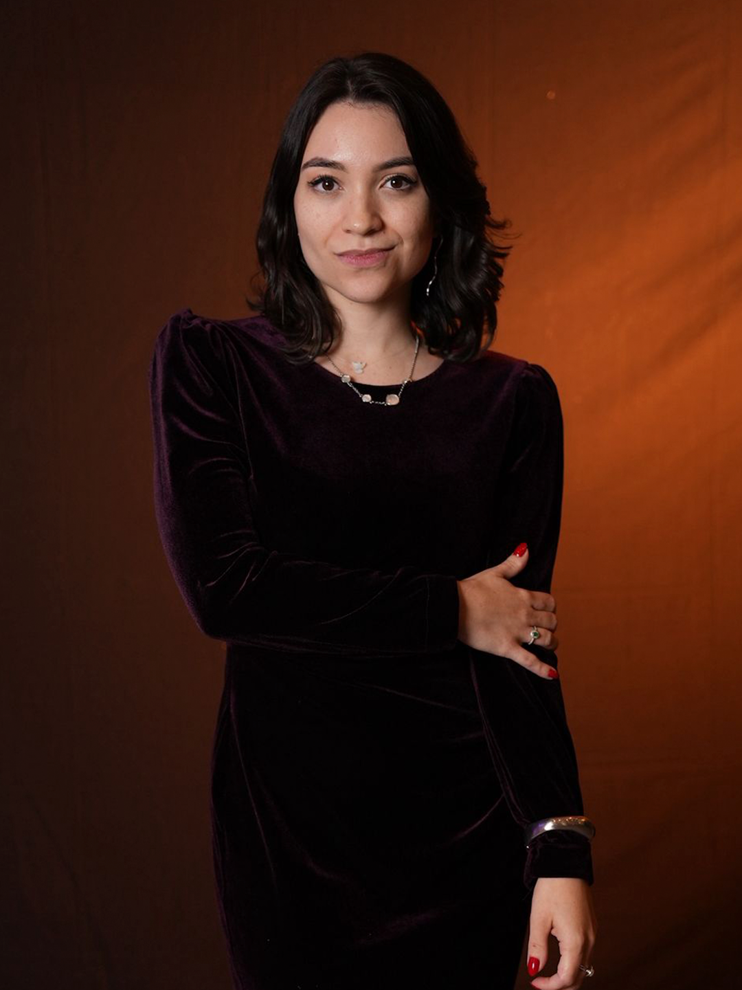 Dra. Izabela Saraiva